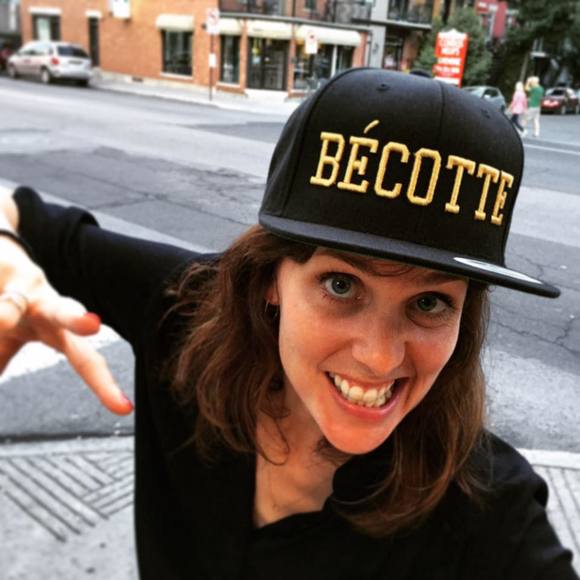 Meet your Posher, Julie - Picture 1 of 1